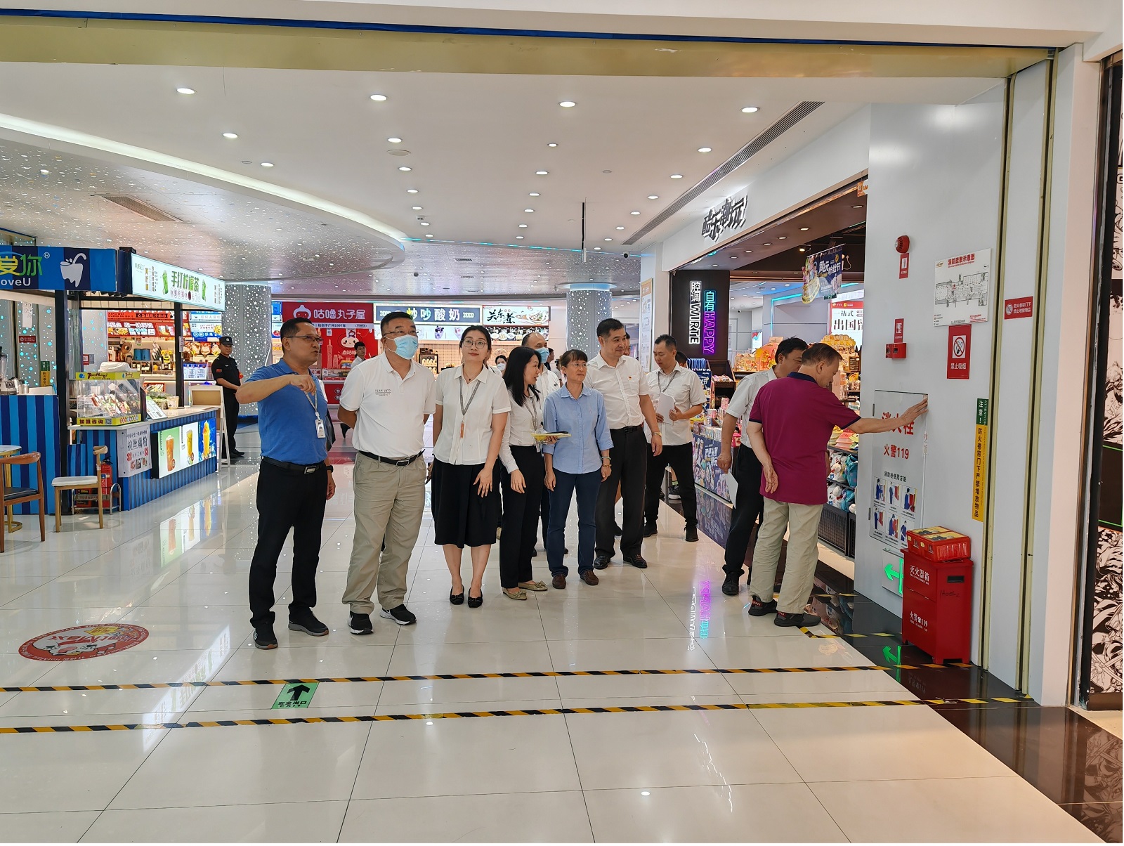 集團領導2.jpg